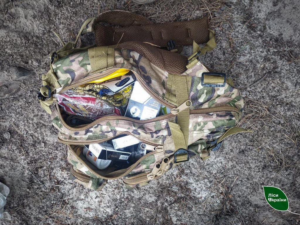 На Сумщині працівники ДП “Ліси України” викрили маніяка-палія, який підпалював ліс біля об’єктів критичної інфраструктури