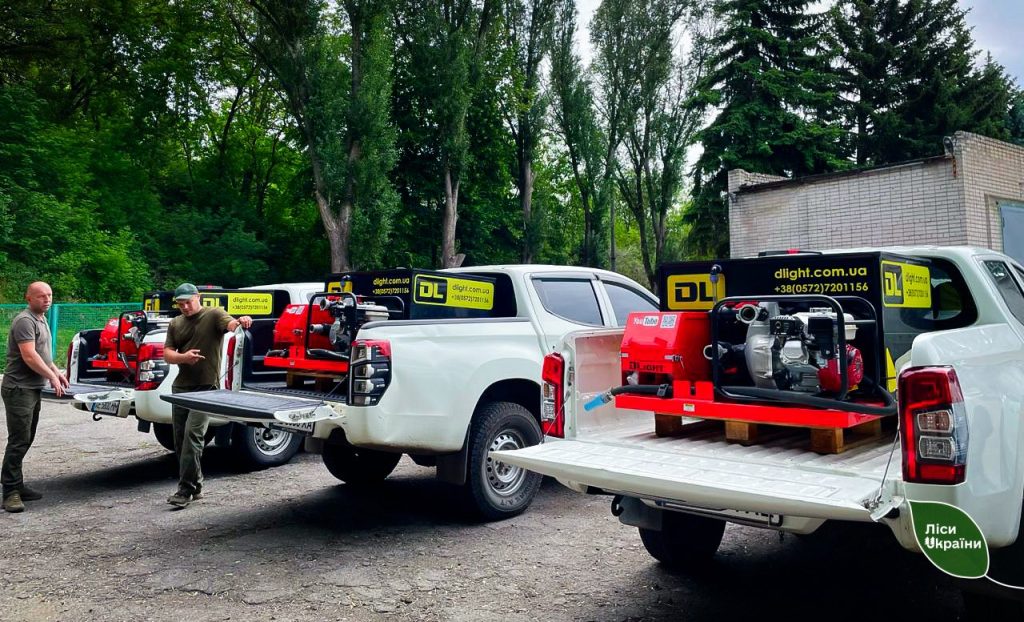 SFE “Forests of Ukraine” supplied firewood to residents of the Dnipropetrovsk and Zaporizhzhia regions despite a challenging security situation!