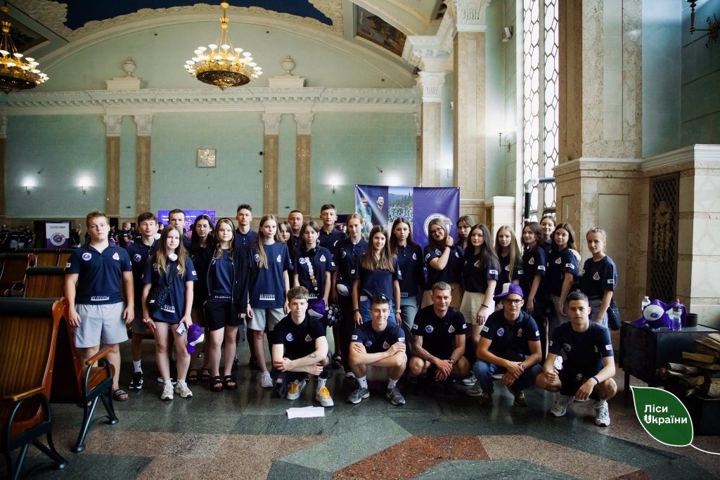 Крок до відновлення і нових можливостей: діти з родин воїнів-лісівників долучились до проєкту “Залізна зміна”!