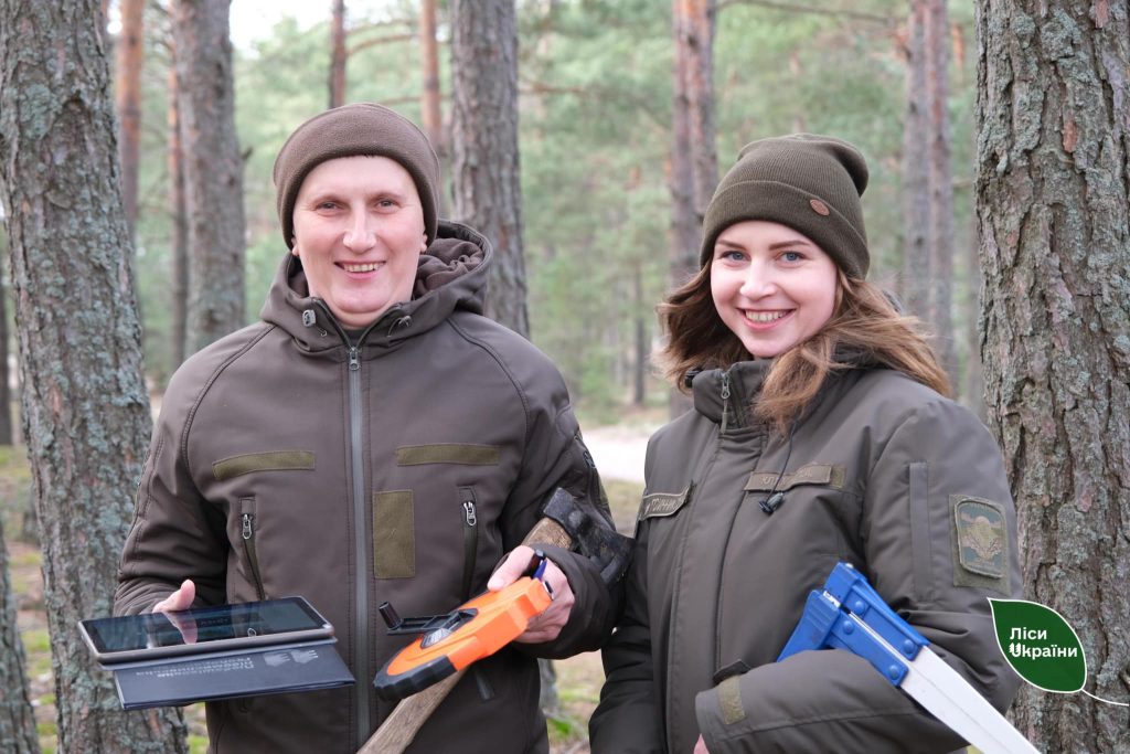 В ДП “Ліси України” не вистачає понад дві тисячі працівників для роботи в лісі!