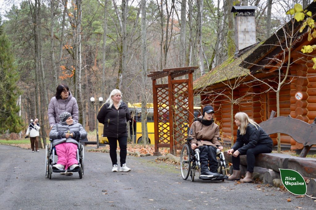 Як рекреаційні пункти ДП «Ліси України» стають безбар’єрними просторами
