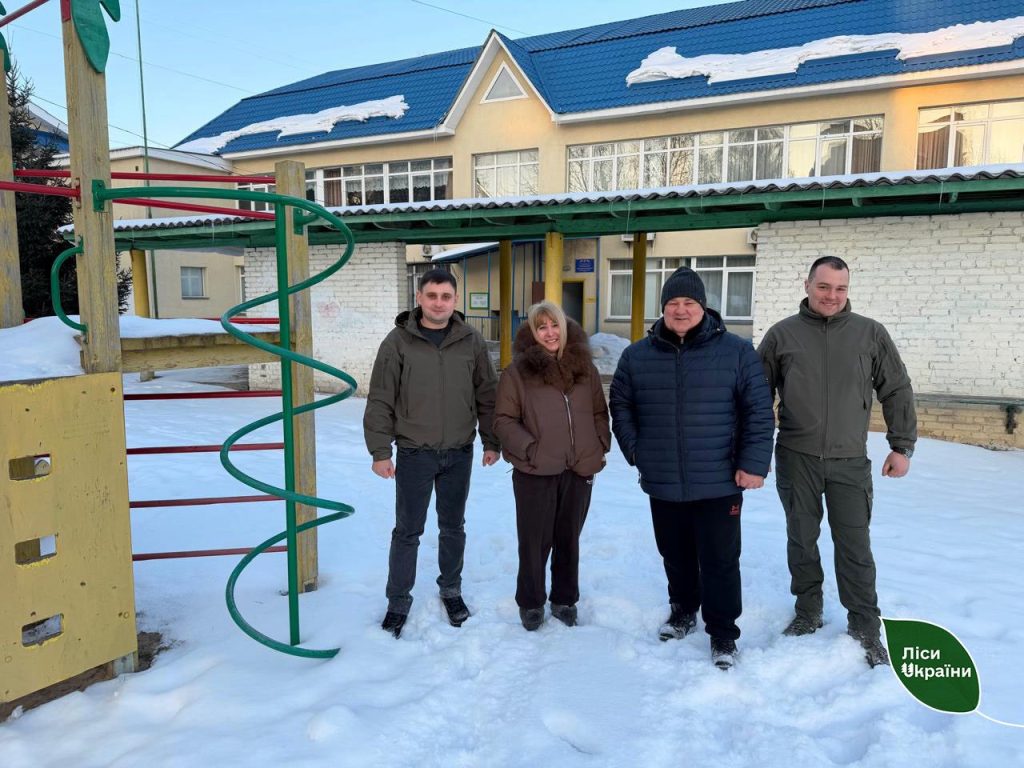 На Сумщині лісівники ДП «Ліси України» підтримали центр реабілітації дітей