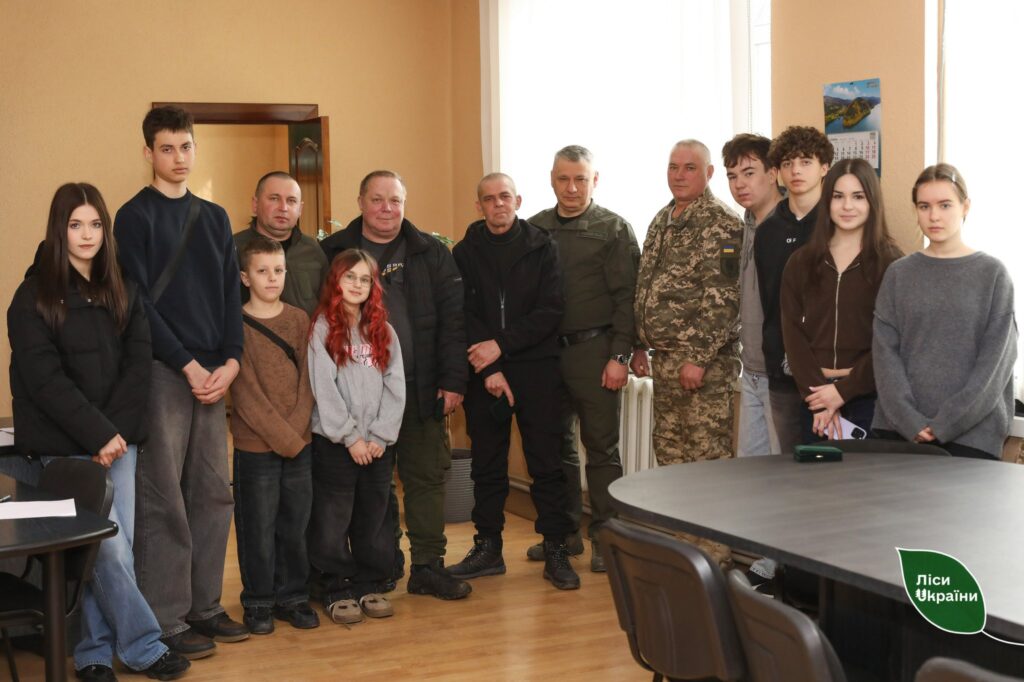 Пам’ятаємо та цінуємо. У філії  “Південний лісовий офіс” відзначили воїнів-лісівників