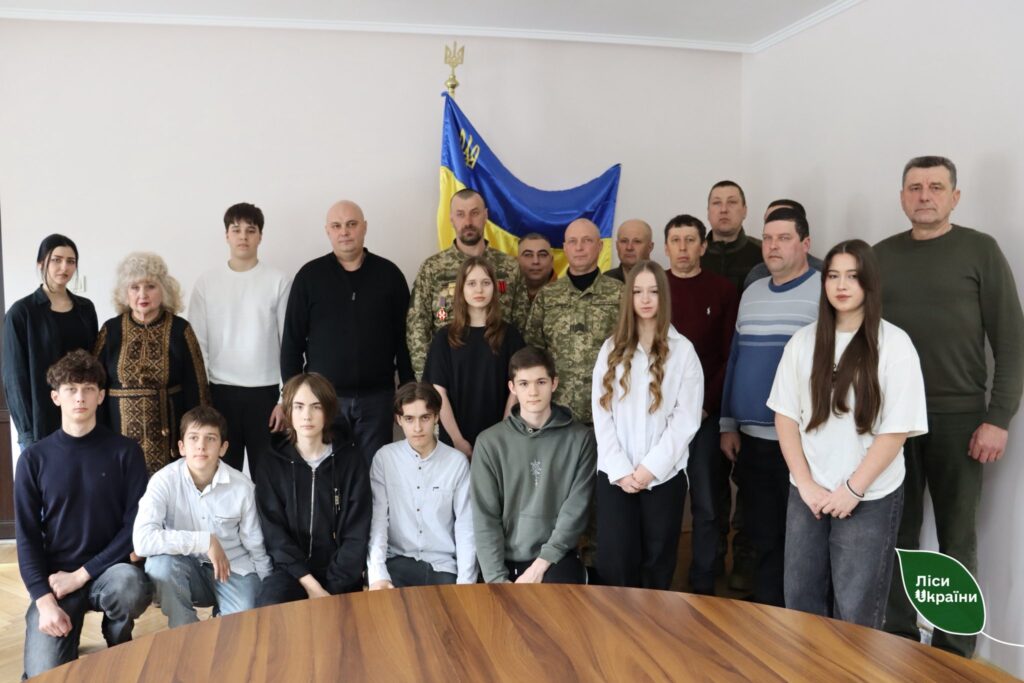 245 працівників філії  “Подільський лісовий офіс” захищають зараз Україну